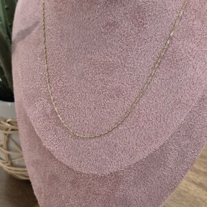 Elegant Gold Chain Necklace